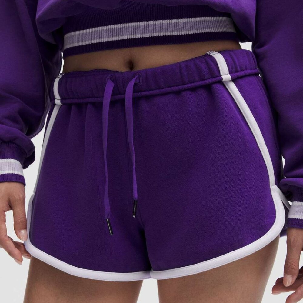 Lululemon Scuba Mid-Rise Oversized Short 3"